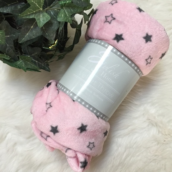 Stylish Home Soft Pink w/ Gray Stars Velvet Throw - Picture 2 of 4